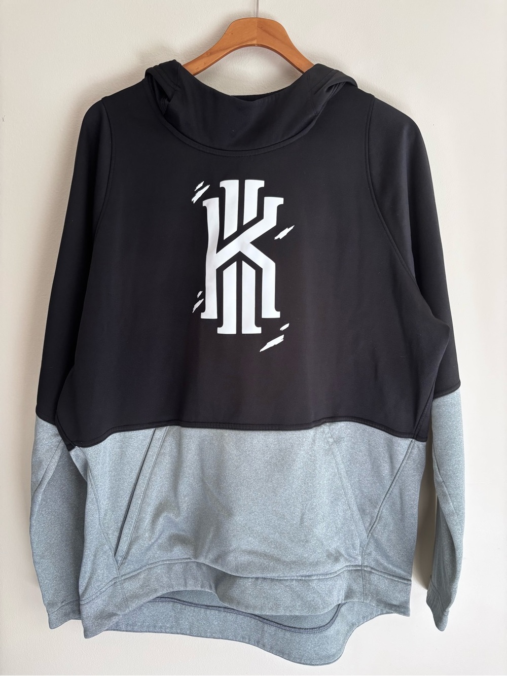 Nike Mens L Kyrie Irving Basketball Pullover Hoodie Split Black Heather Grey
